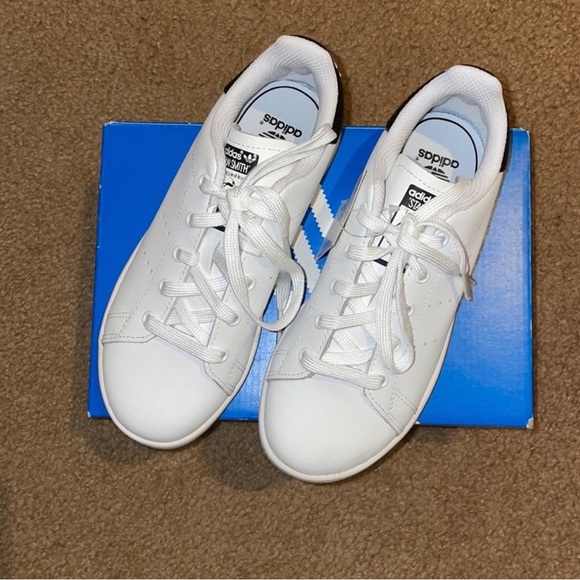 adidas Other - Adidas Classic White Lace-Up Sneakers